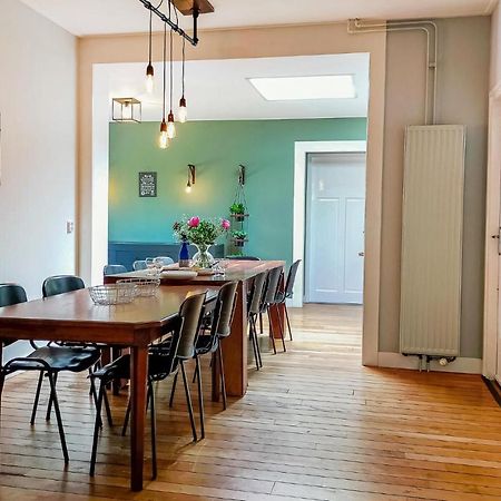 Gorgeous Home In Scharendijke With Kitchen Eksteriør bilde