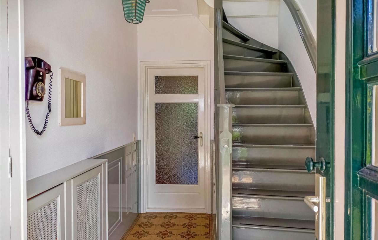 Gorgeous Home In Scharendijke With Kitchen Eksteriør bilde